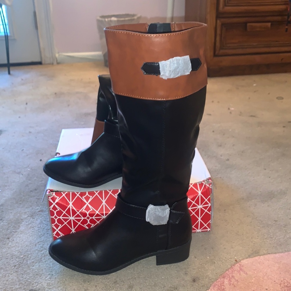 Rampage Boots